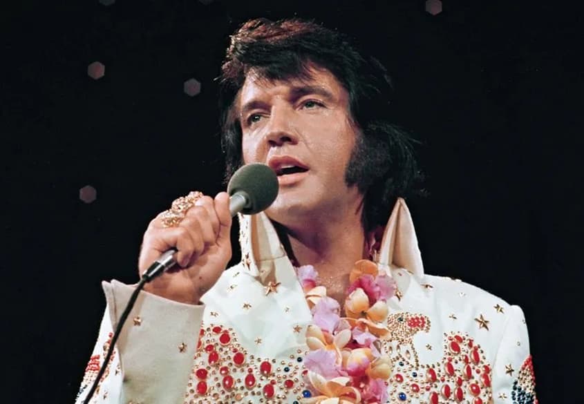 Experience the Legendary Elvis Presley in a Virtual Concert: Elvis Evolution Brings AI and Holographic Projections to the Stage